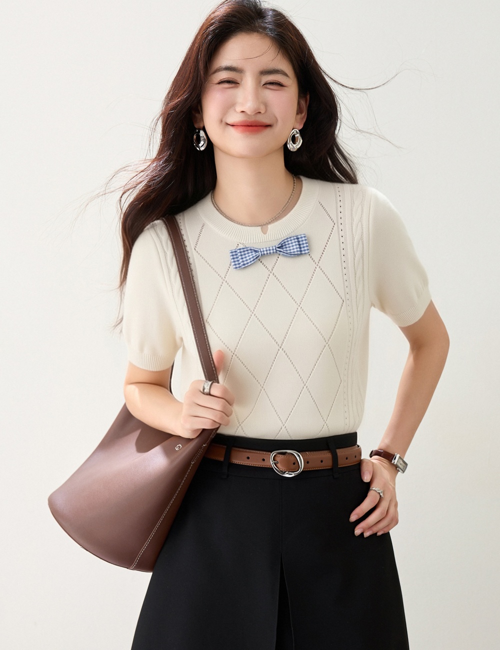 Short niche short sleeve slim bow tops for women