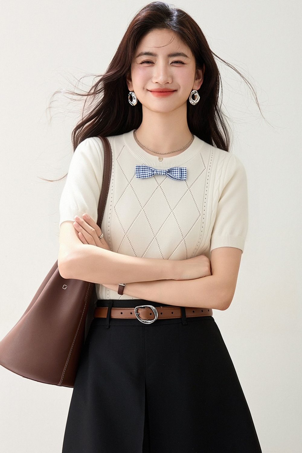 Short niche short sleeve slim bow tops for women
