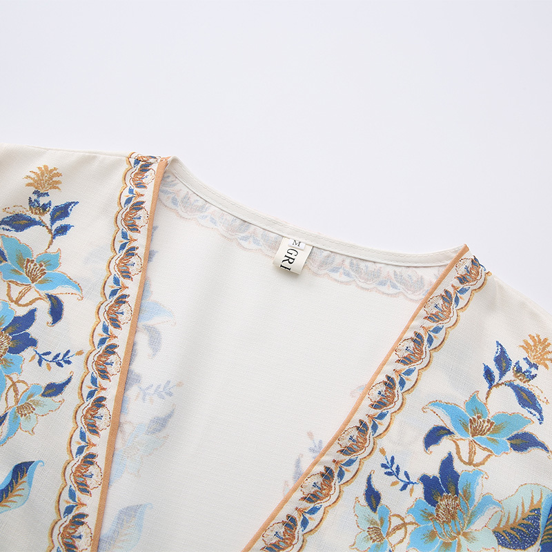 V-neck spring and summer printing vacation dress