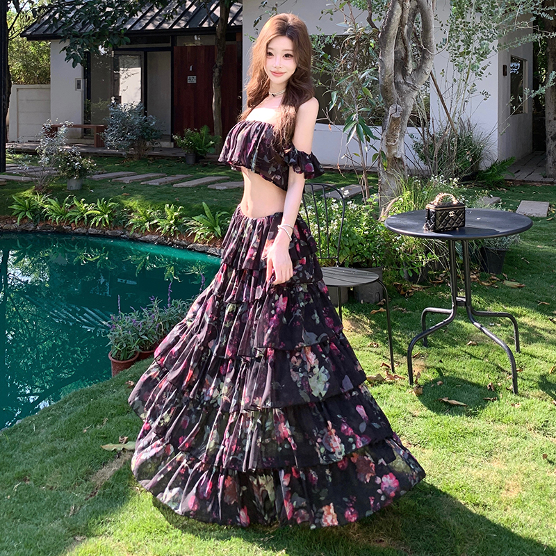 Flat shoulder seaside skirt floral vacation tops 2pcs set