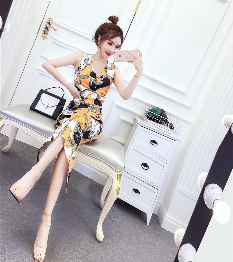 Fashion printing long skirt temperament tops a set