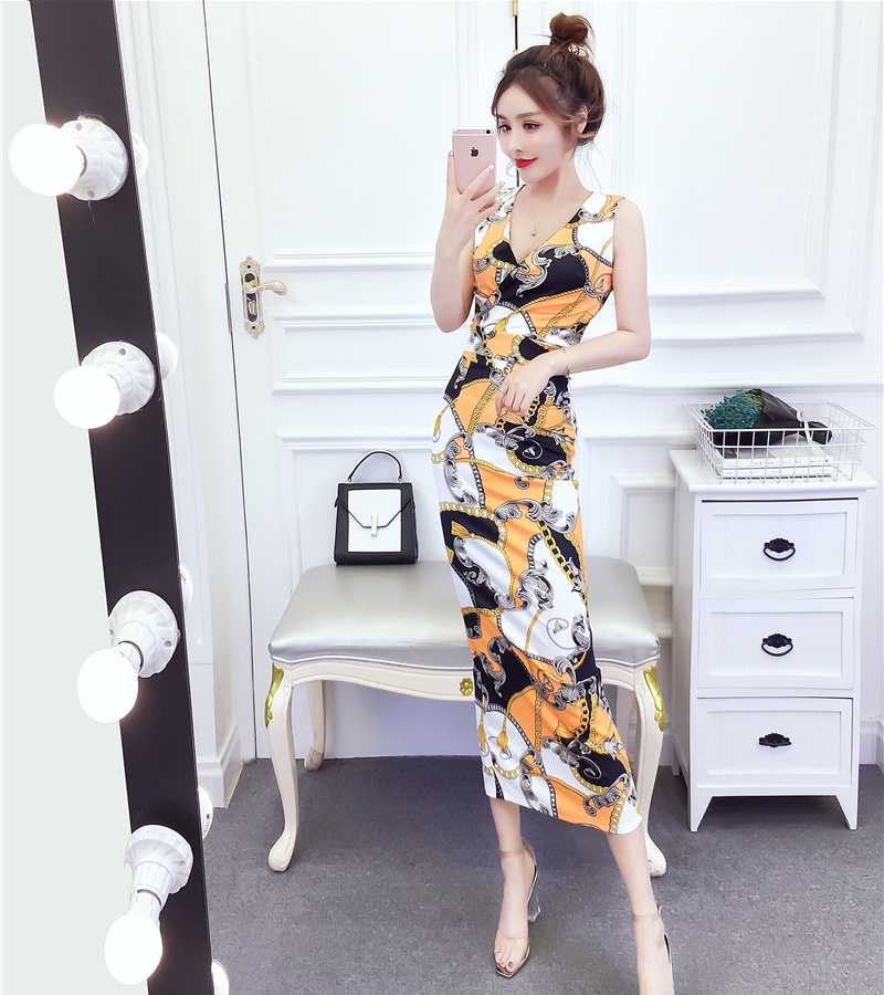 Fashion printing long skirt temperament tops a set