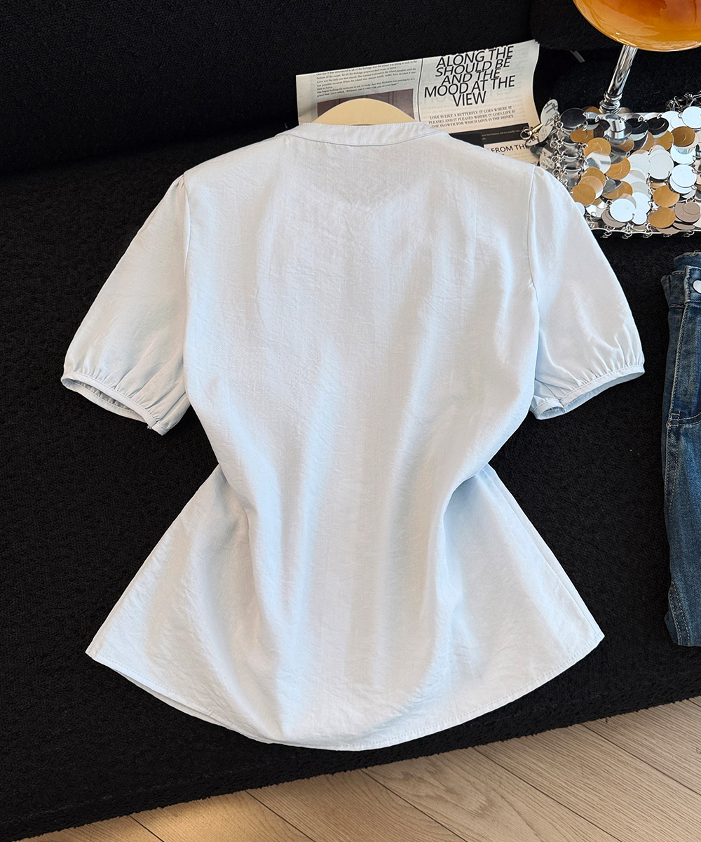 Round neck loose short sleeve tops embroidered summer shirt