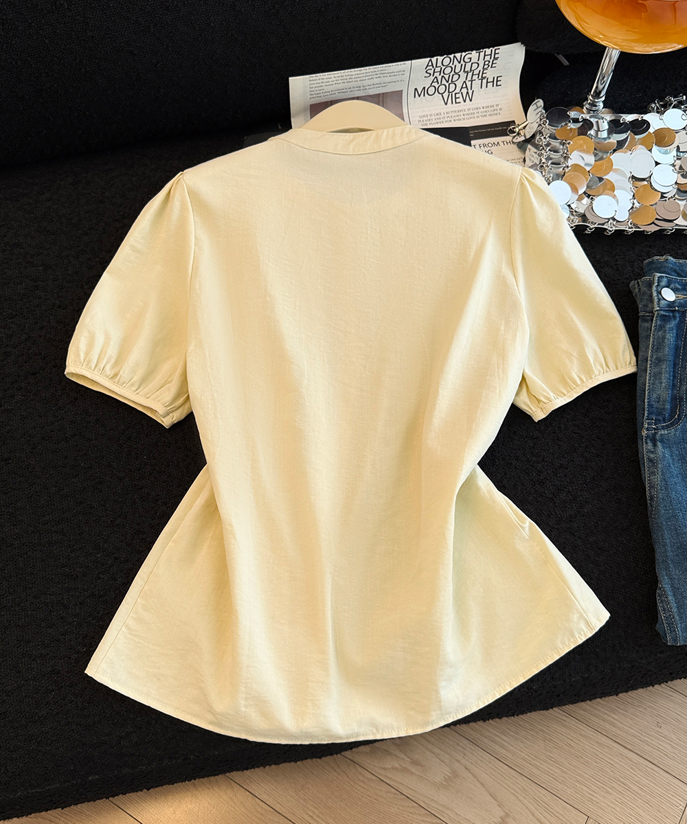 Round neck loose short sleeve tops embroidered summer shirt