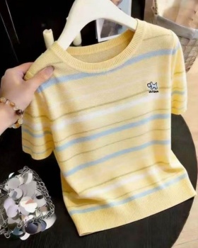 Unique spring and summer tops stripe slim T-shirt for women