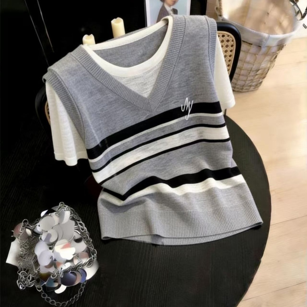 Mixed colors short sleeve tops Pseudo-two T-shirt