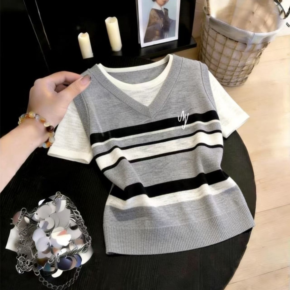 Mixed colors short sleeve tops Pseudo-two T-shirt