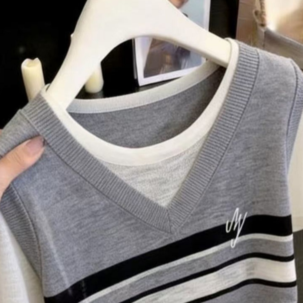 Mixed colors short sleeve tops Pseudo-two T-shirt