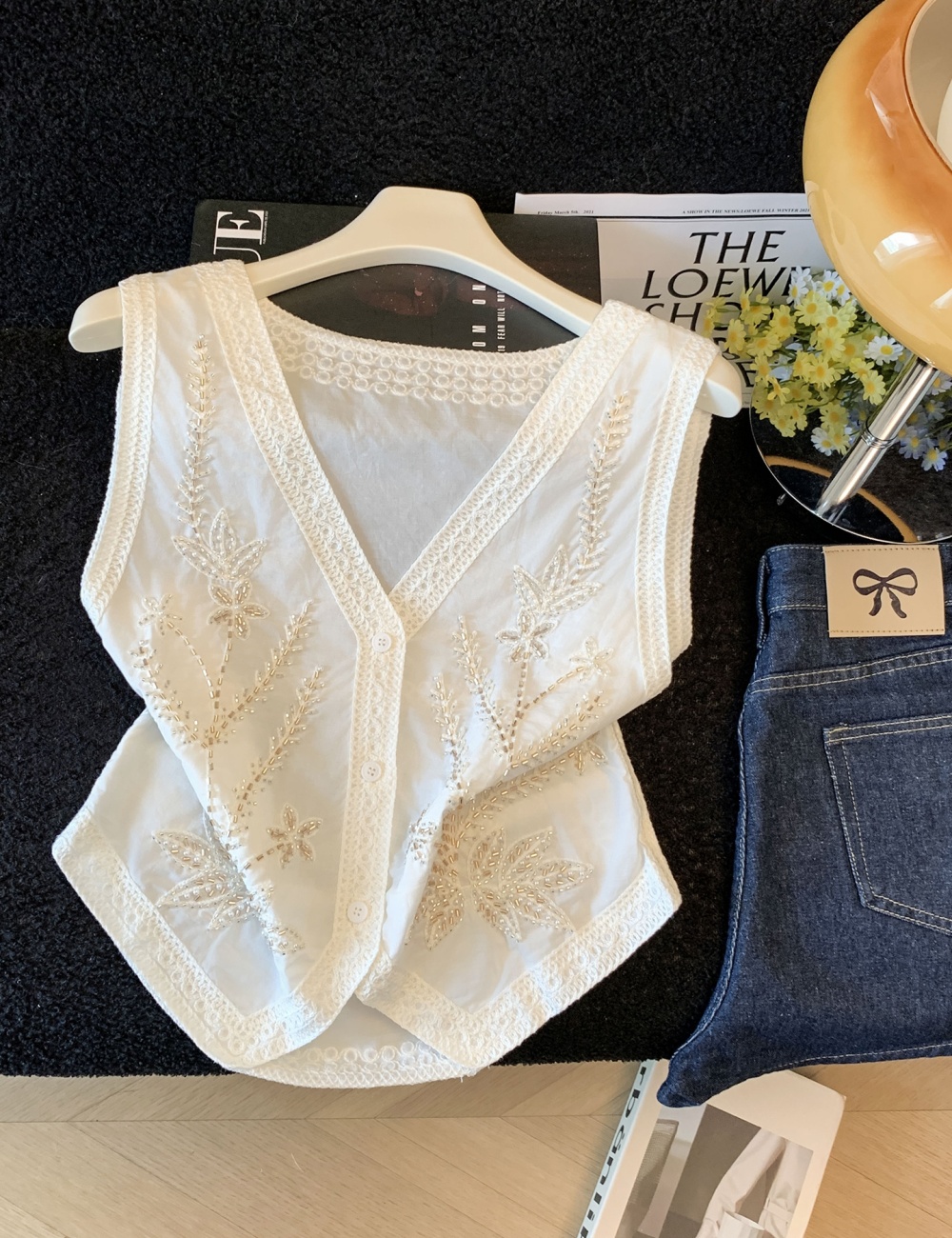 Embroidery white waistcoat Chinese style shirt for women