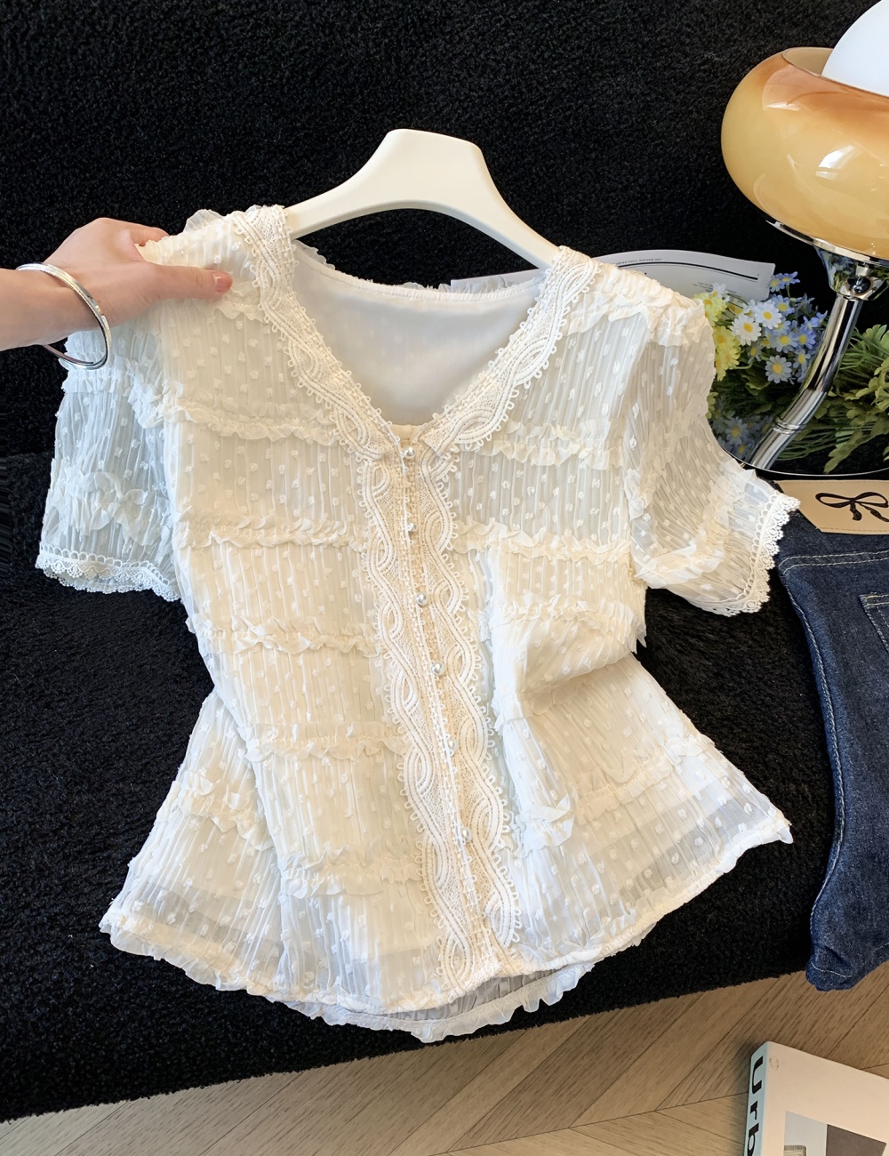 V-neck lace shirt slim niche tops for women