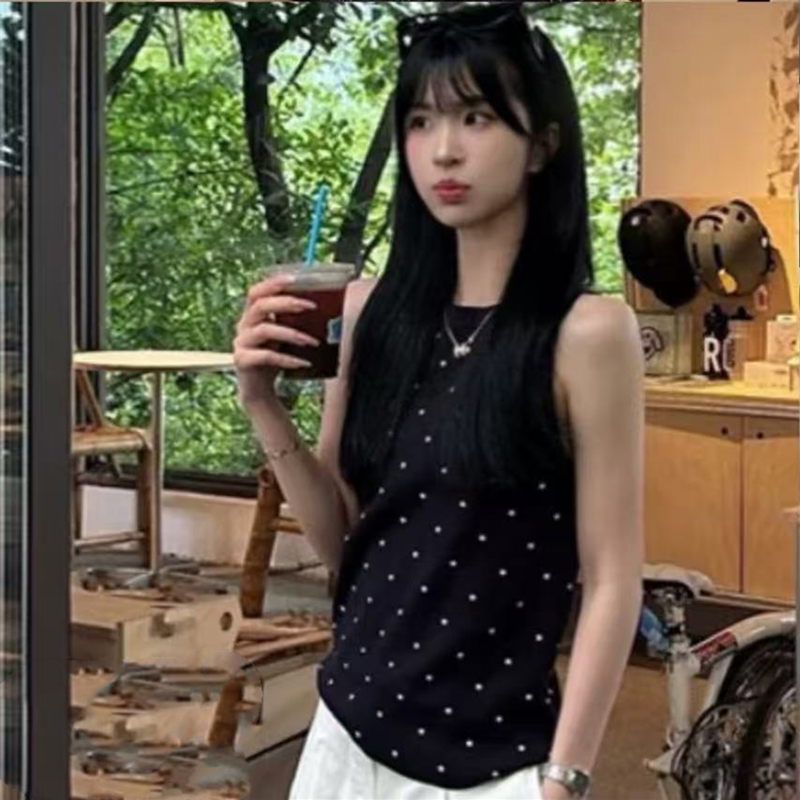 Sling maiden tops sleeveless wears outside vest for women