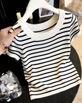 Korean style stripe tops short sleeve sweater