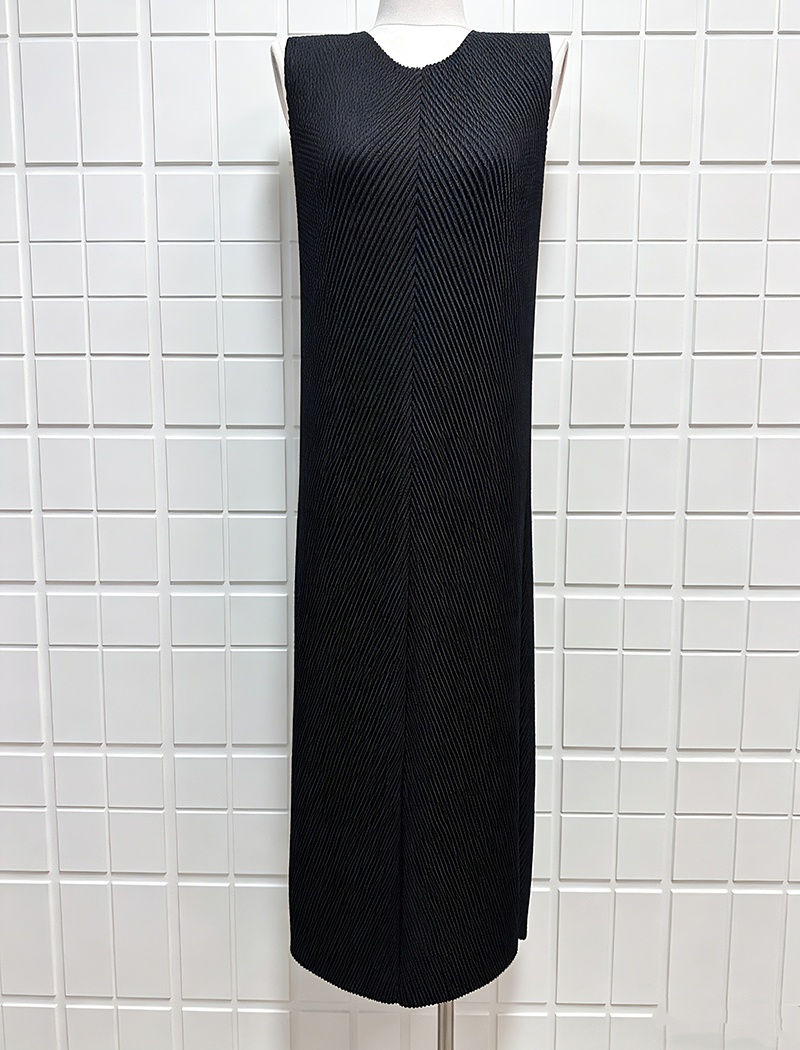 Loose A-line all-match dress slim fold long dress