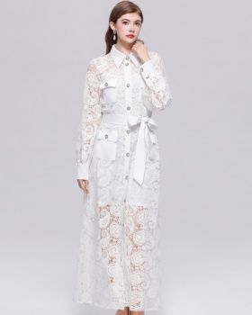 Lapel frenum lace dress hollow retro long dress