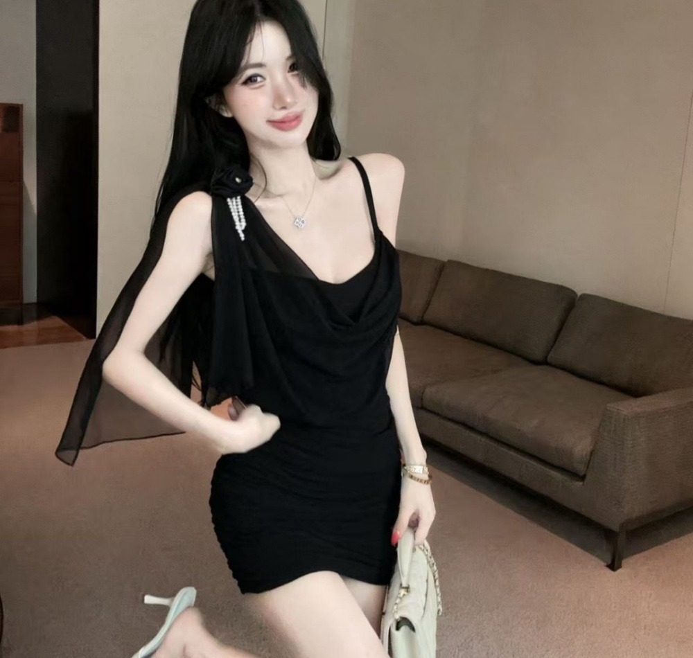 Summer sleeveless butterfly dress slim short fold brooch
