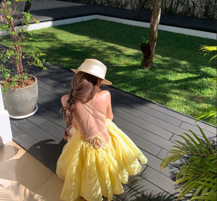 V-neck halter T-back small fellow vacation Sexy underwear