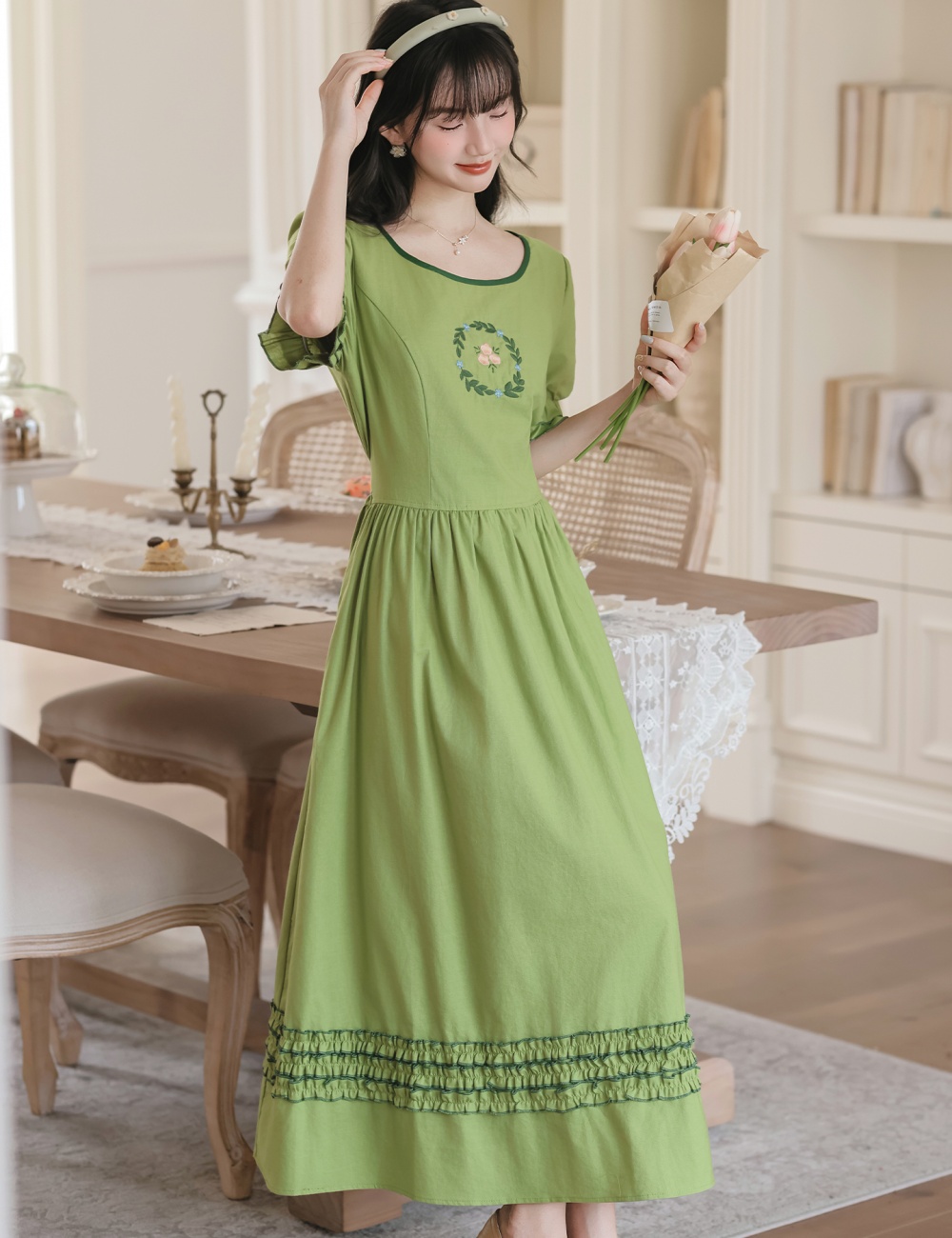 Pastoral style) slim dress pinched waist long dress