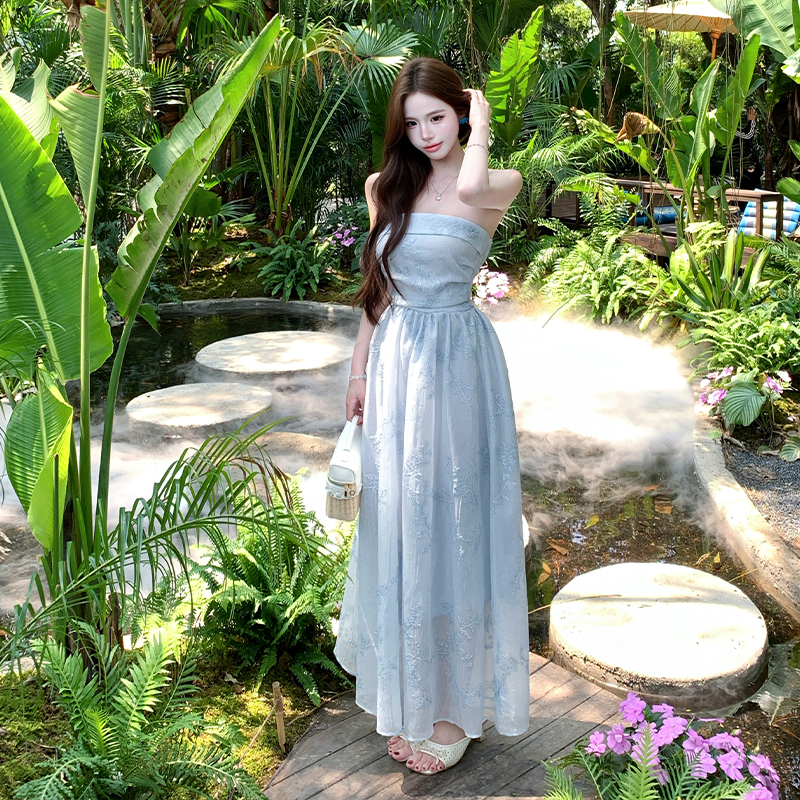 Slim vacation dress wrapped chest blue long dress