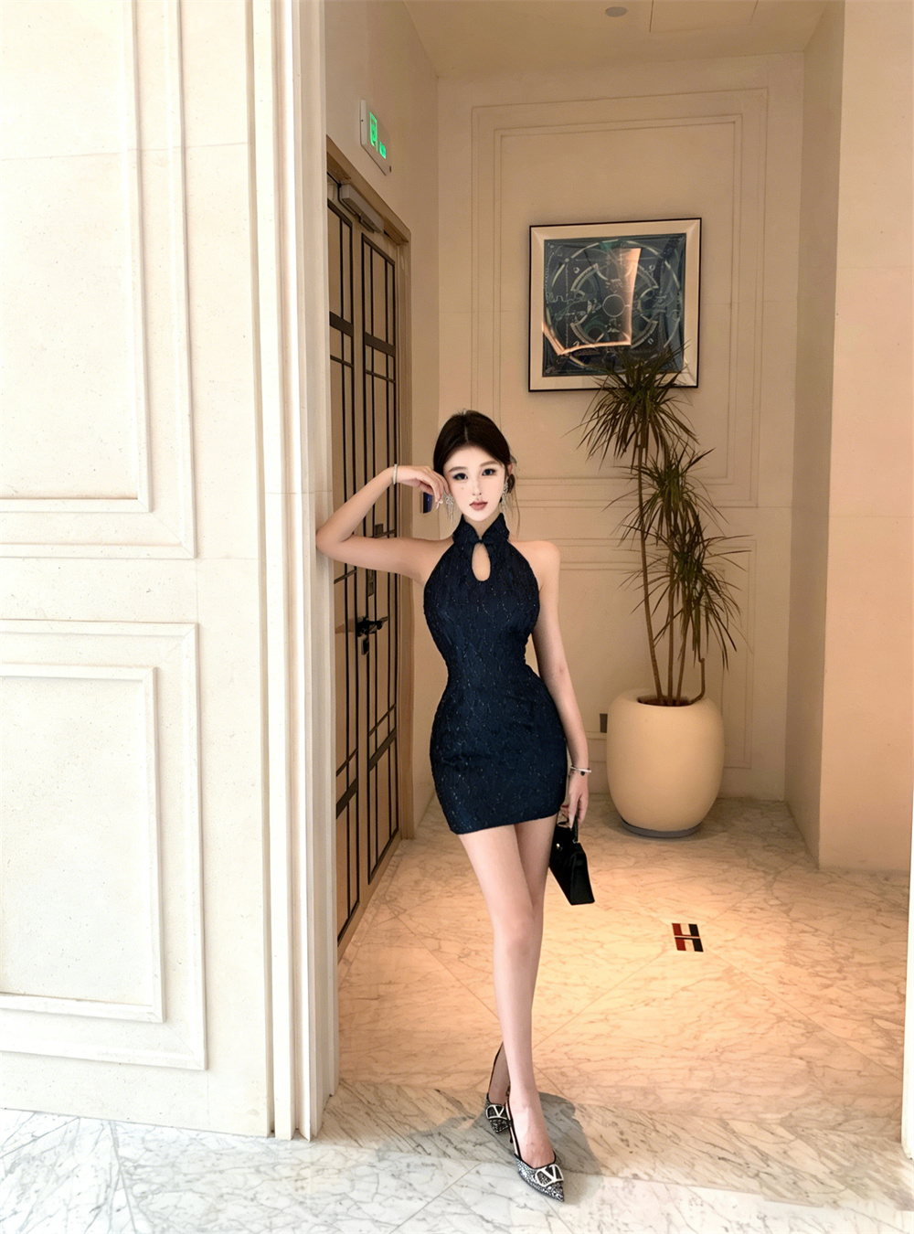 Slim strapless temperament summer halter dress