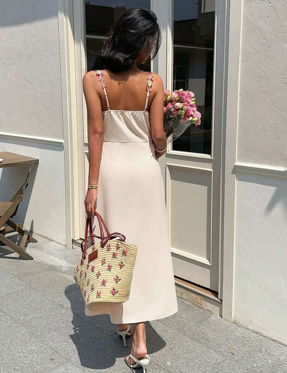 Applique decoration romantic summer sling slim dress for women