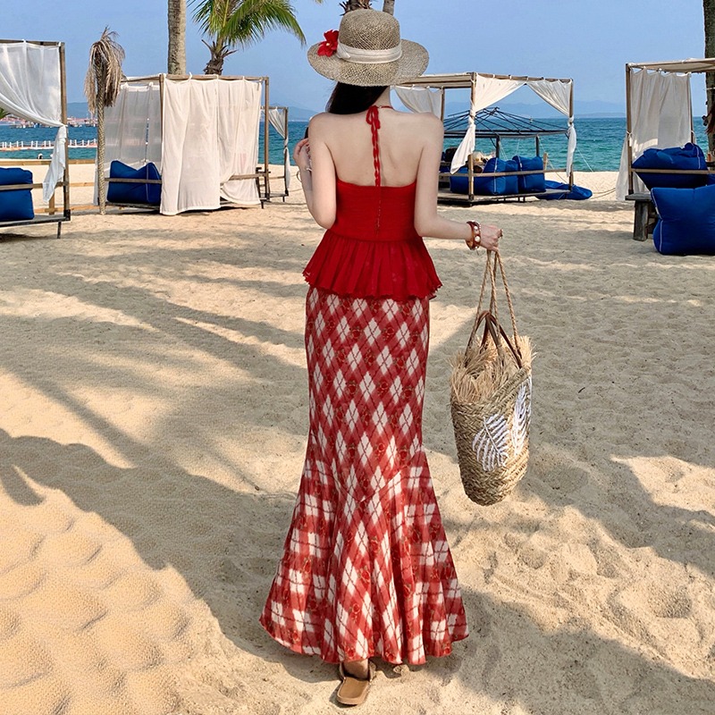 Colors summer vacation skirt red sling tops a set