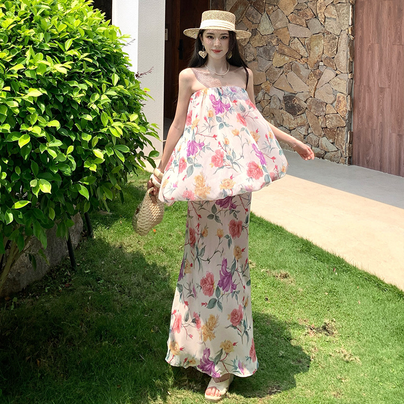 France style temperament vacation flowers dress