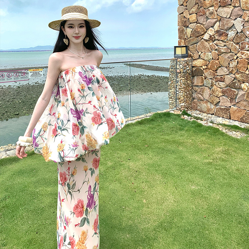 France style temperament vacation flowers dress