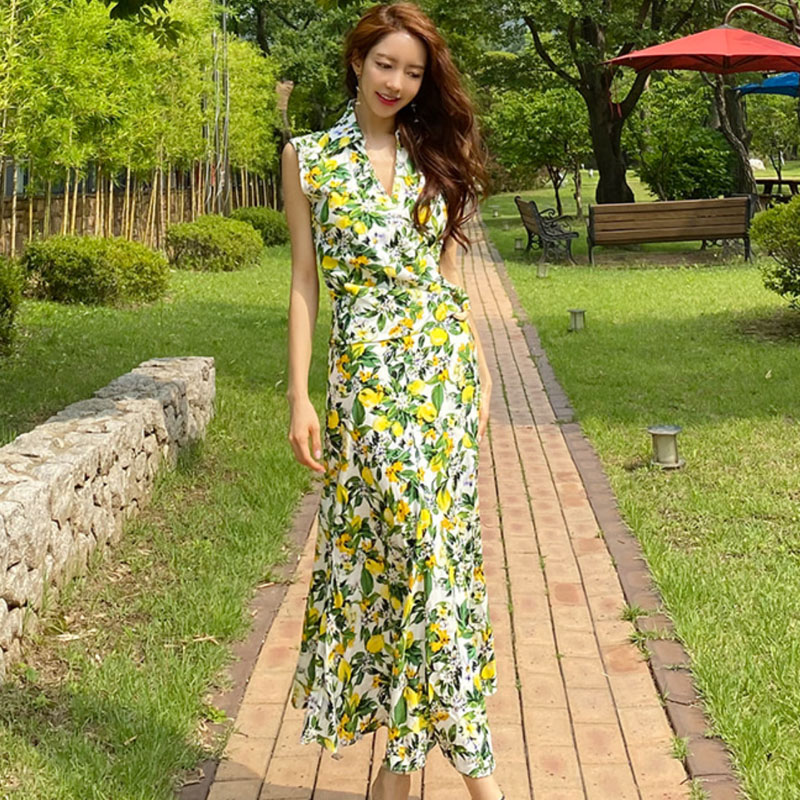 V-neck sleeveless floral dress slim temperament long dress