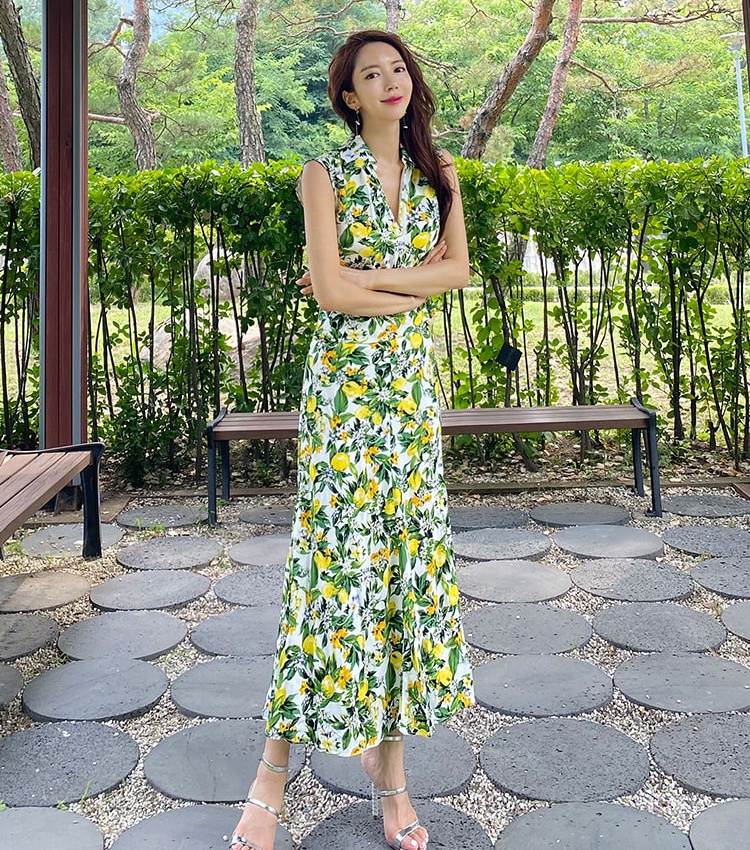 V-neck sleeveless floral dress slim temperament long dress