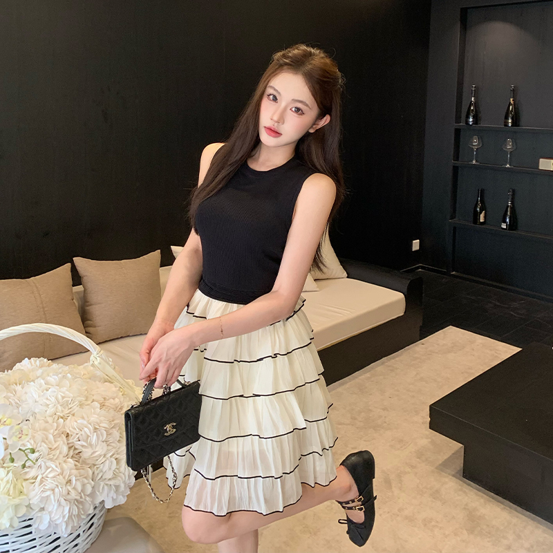 Chanelstyle Pseudo-two T-back ladies France style dress