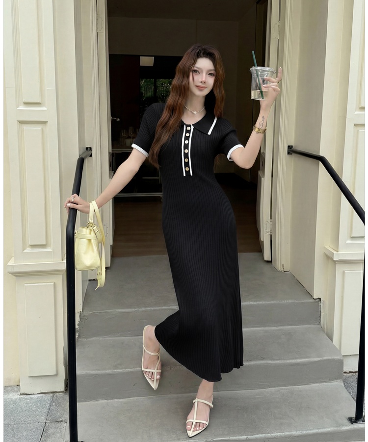 Short sleeve Korean style college style knitted dress