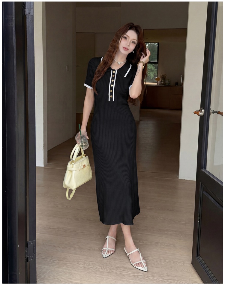 Short sleeve Korean style college style knitted dress