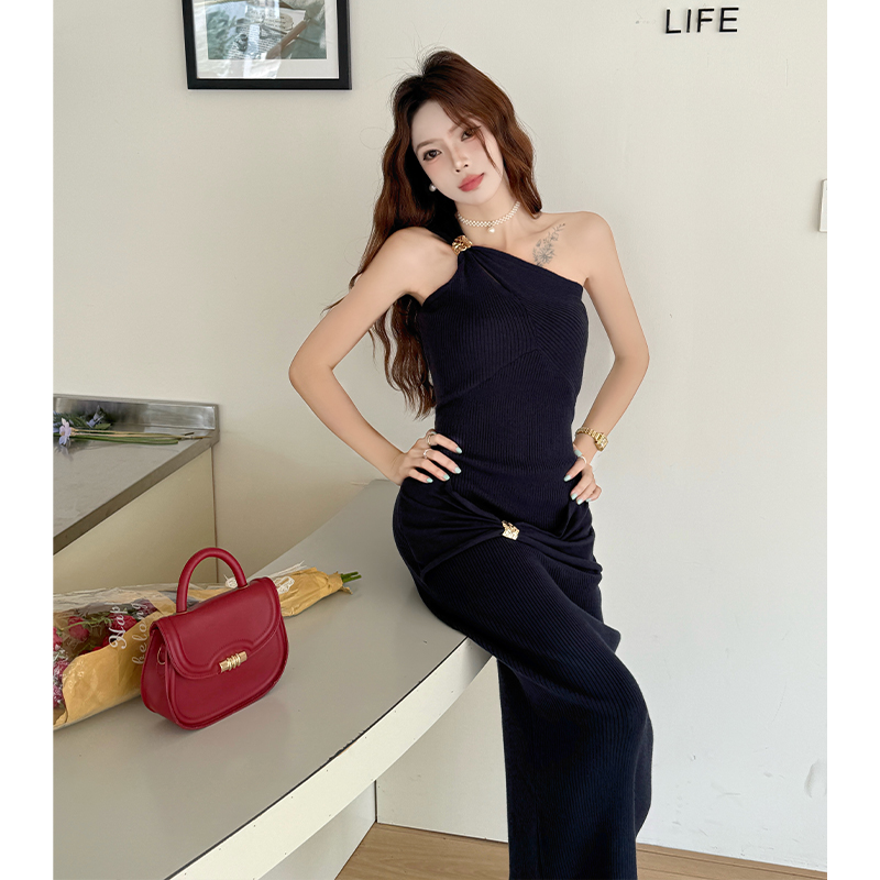 Sloping shoulder summer slim knitted dress for women