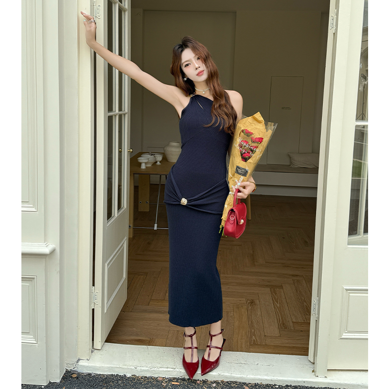 Sloping shoulder summer slim knitted dress for women