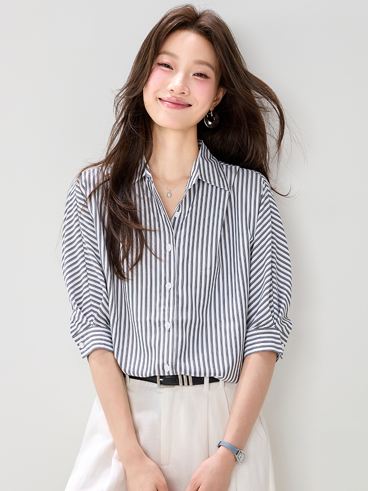 Niche light tops short sleeve summer shirt for women