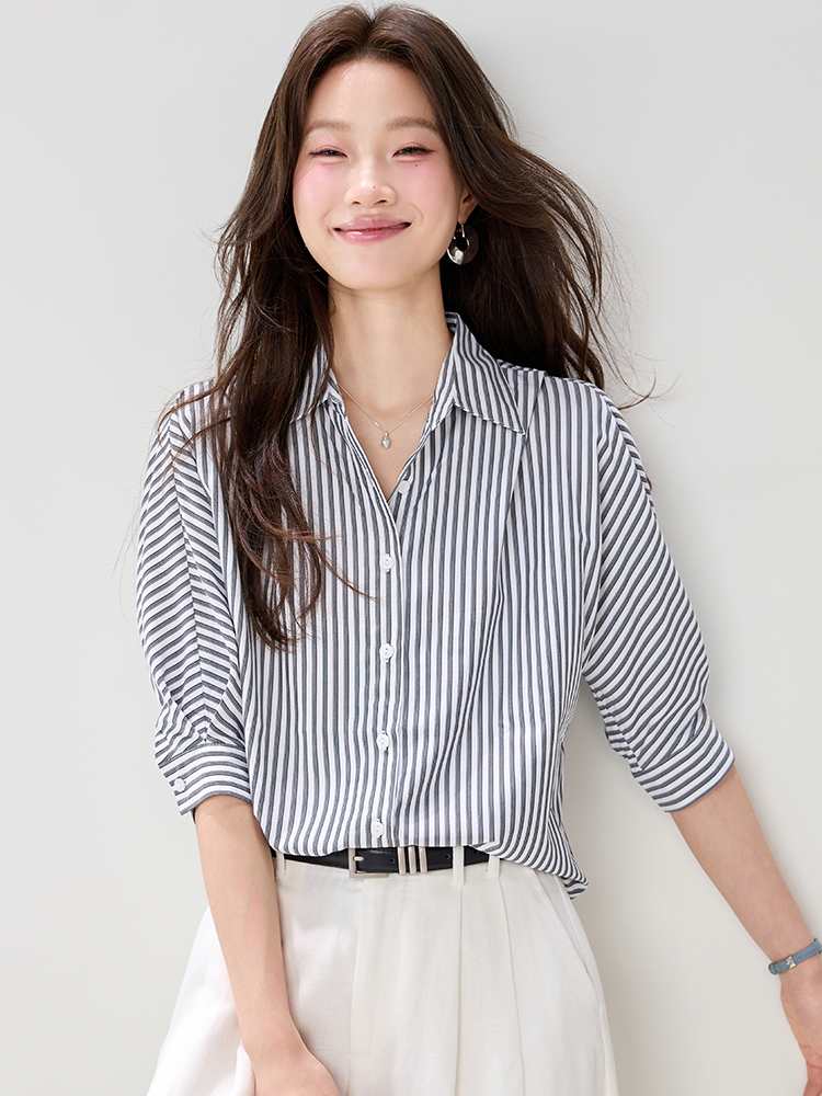 Niche light tops short sleeve summer shirt for women