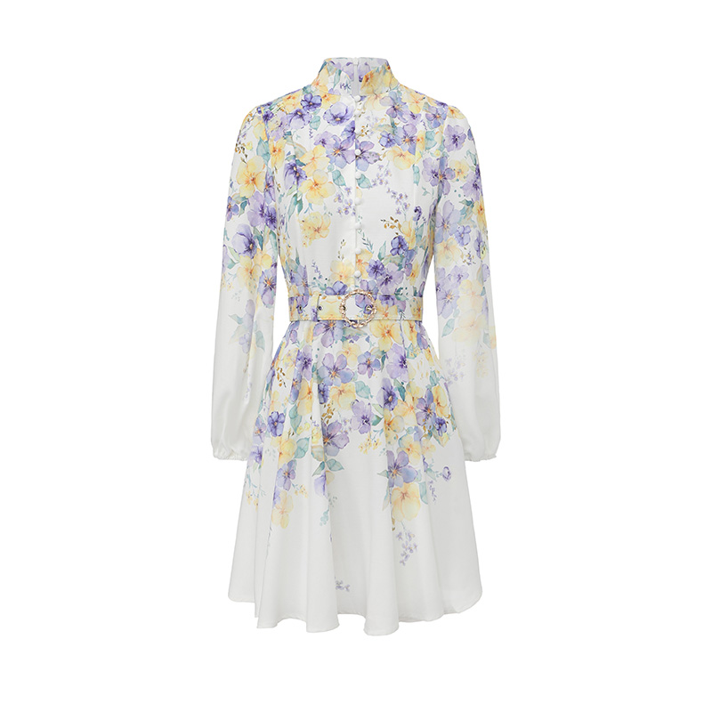 Short painted vacation spring and summer dress