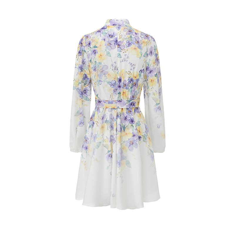Short painted vacation spring and summer dress