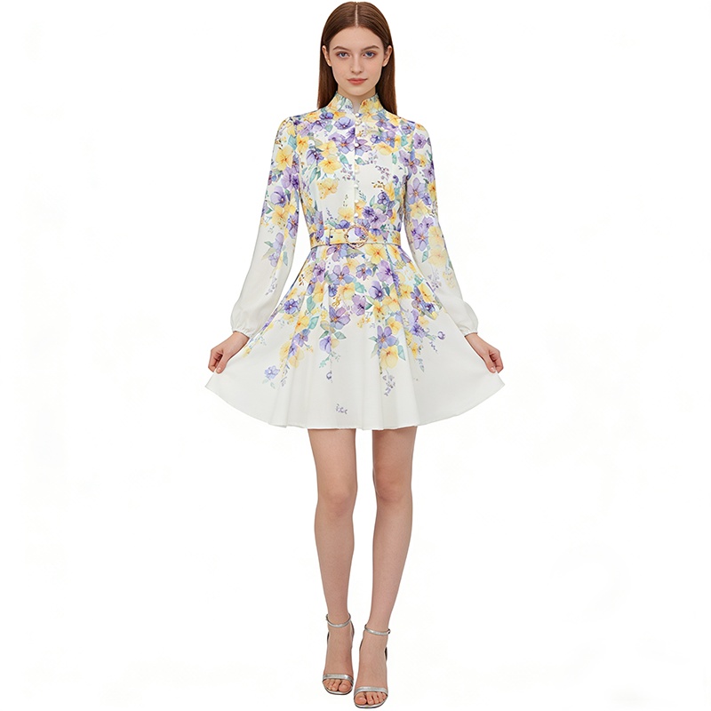 Short painted vacation spring and summer dress