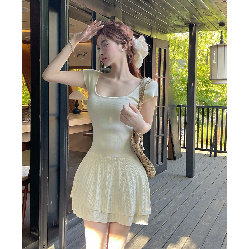 Summer T-back lotus leaf edges dress for women