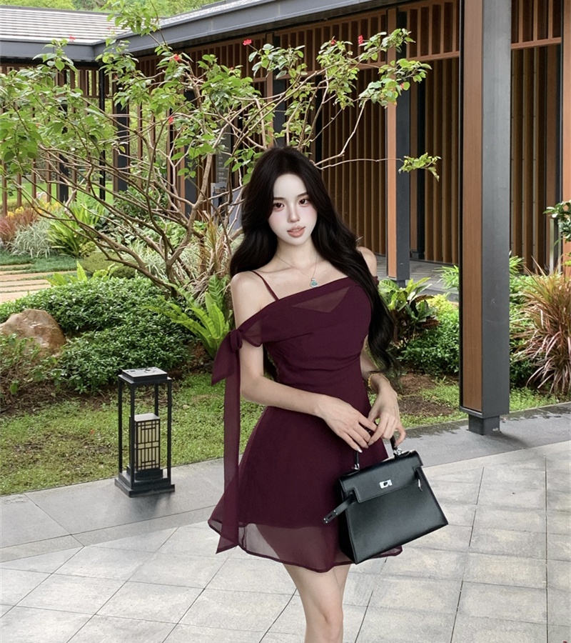Summer wear temperament enticement chiffon halter dress