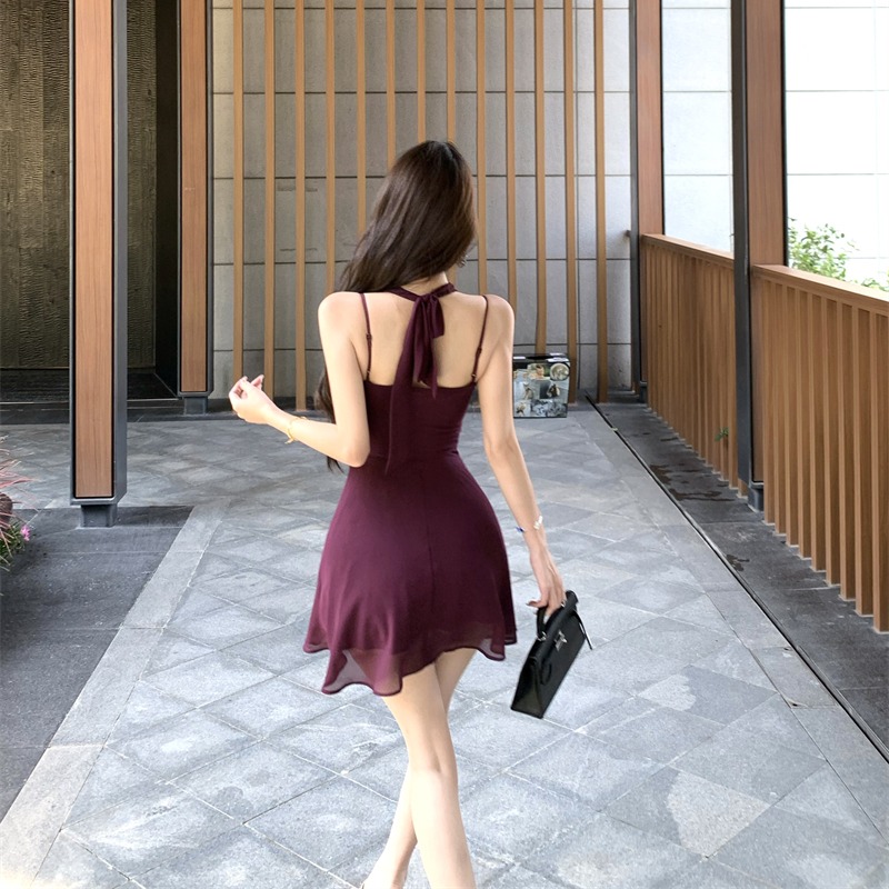 Summer wear temperament enticement chiffon halter dress