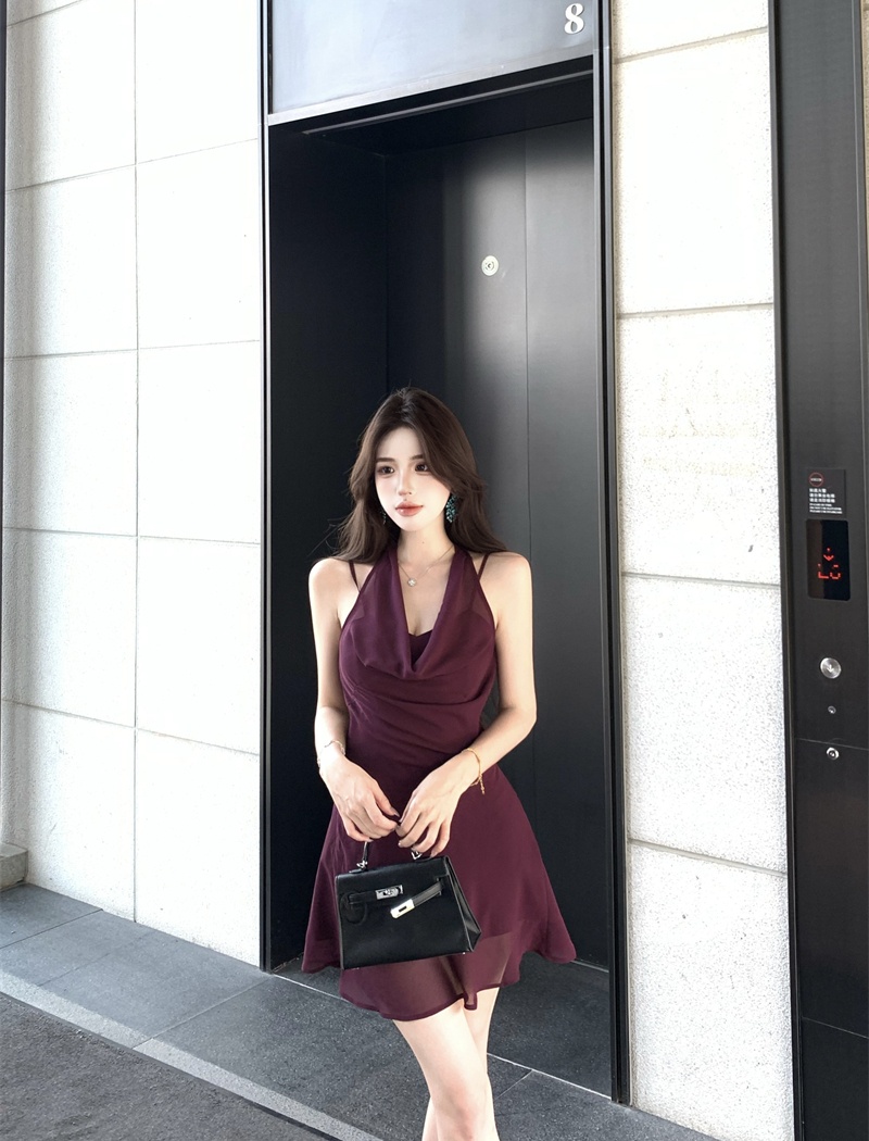 Summer wear temperament enticement chiffon halter dress