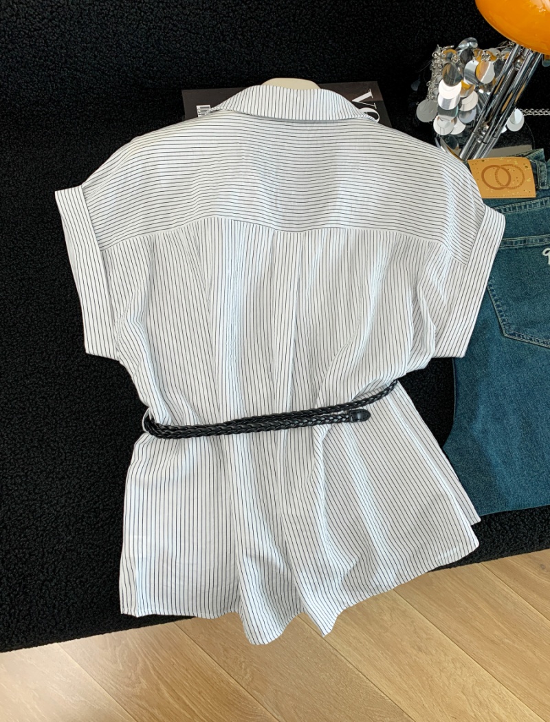 Western style Pseudo-two with belt V-neck shirt