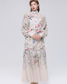 Niche cstand collar pinched waist single-breasted dress