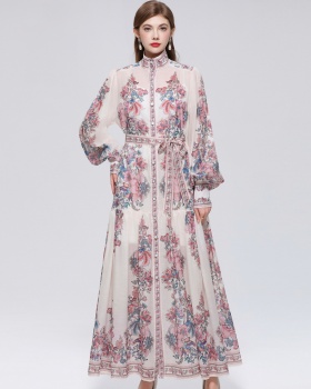 Pinched waist long sleeve big skirt dress