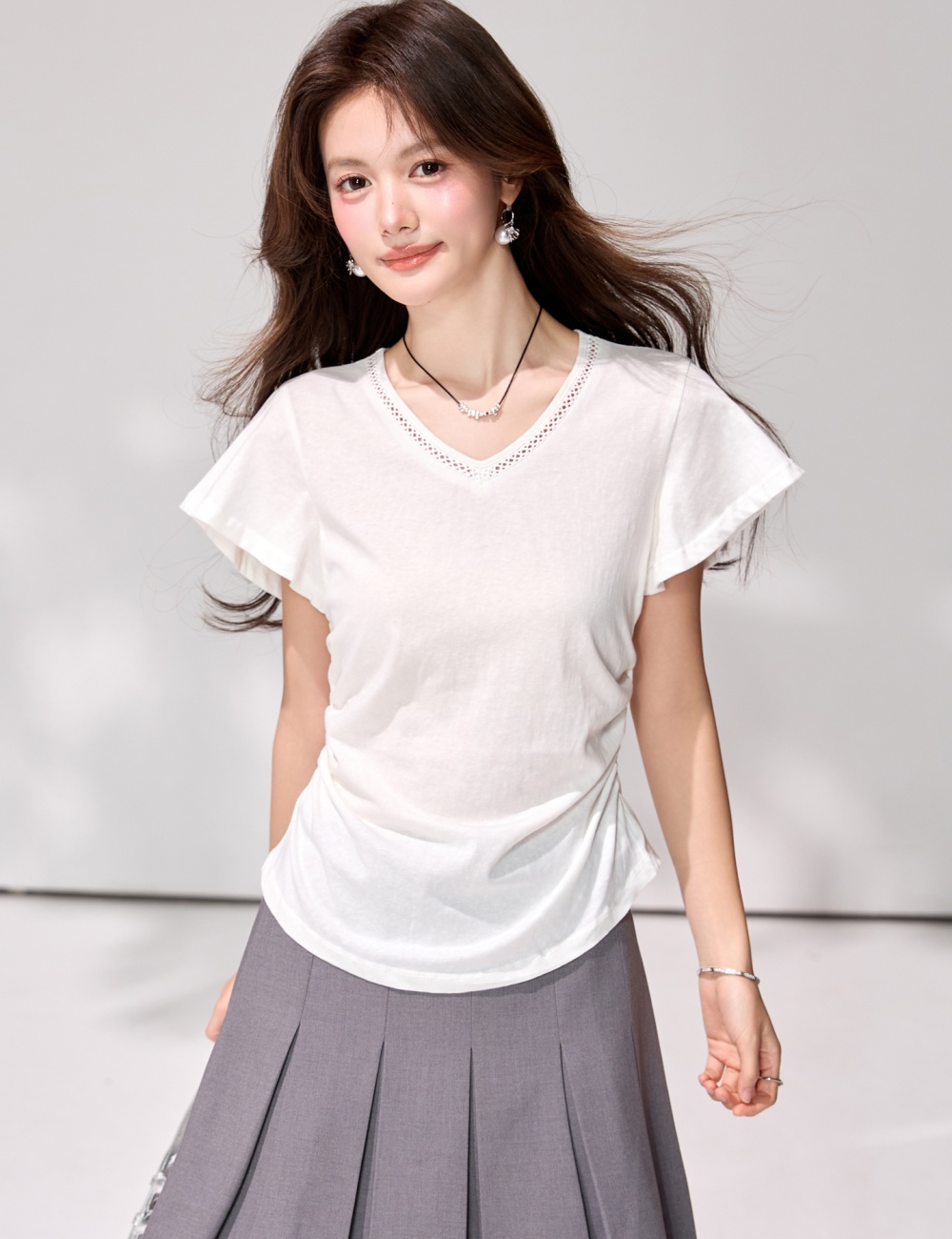 White pinched waist tops V-neck slim T-shirt for women