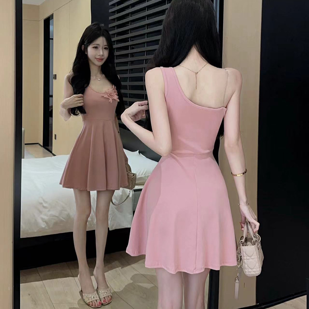 Low-cut sling dress flowers big skirt formal dress