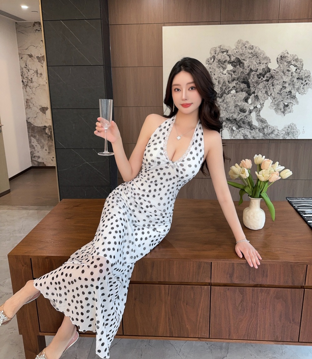 V-neck halter vacation enticement temperament summer dress
