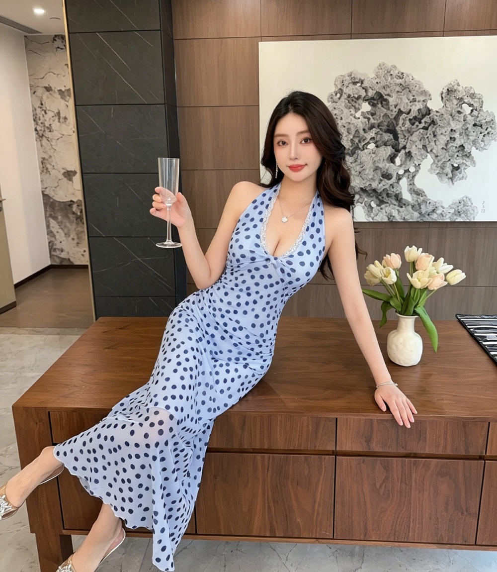V-neck halter vacation enticement temperament summer dress
